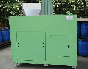 16.果菜廚餘破碎機（含脫水機）PK-001